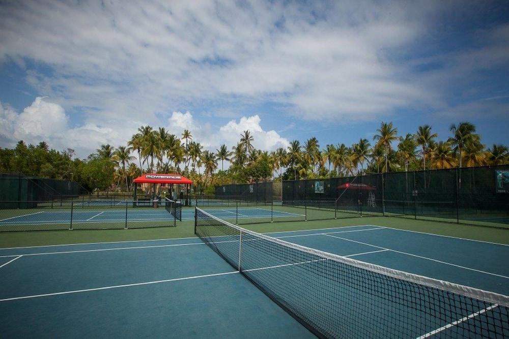 Park Royal Homestay Club Cala Puerto Rico ウマカオ エクステリア 写真